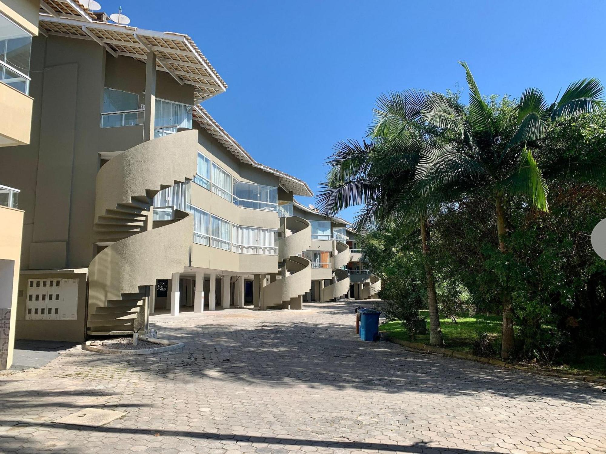Res. Solar Das Bromelias Bombinhas Exterior photo
